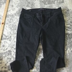 Torrid Bomnshell Black Skinny Jean